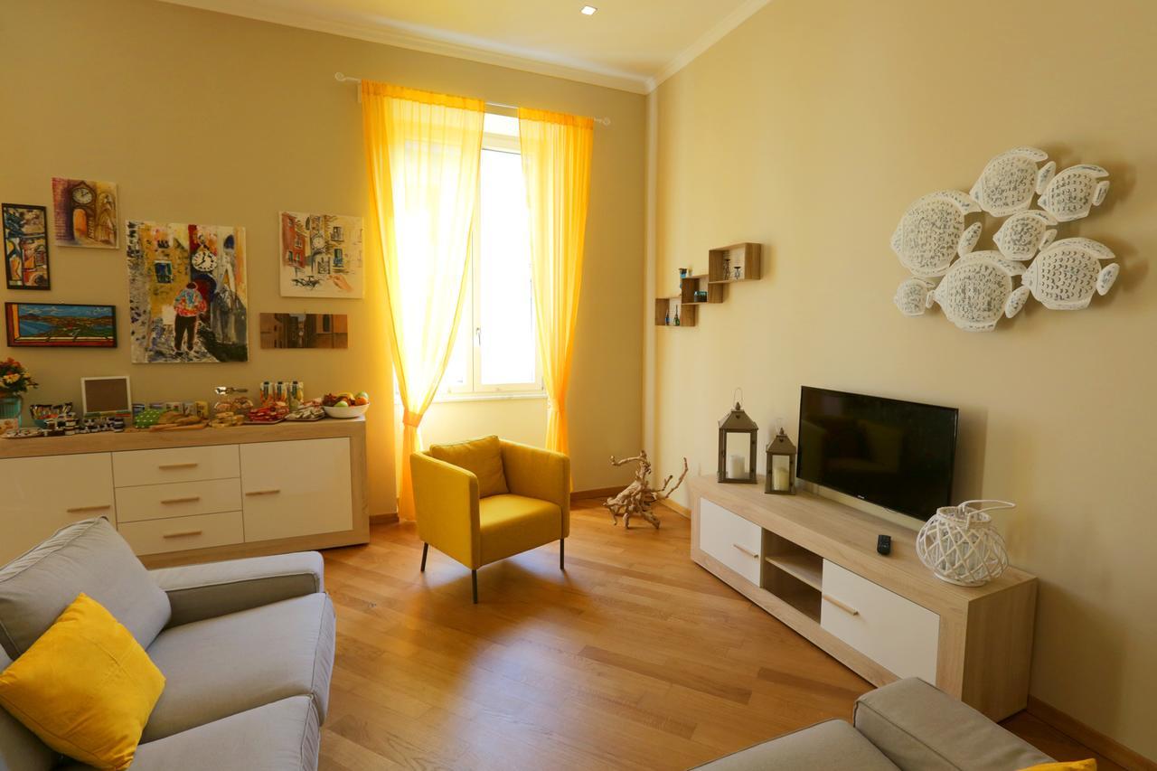 I Vicere B&B Deluxe Neapel Exteriör bild