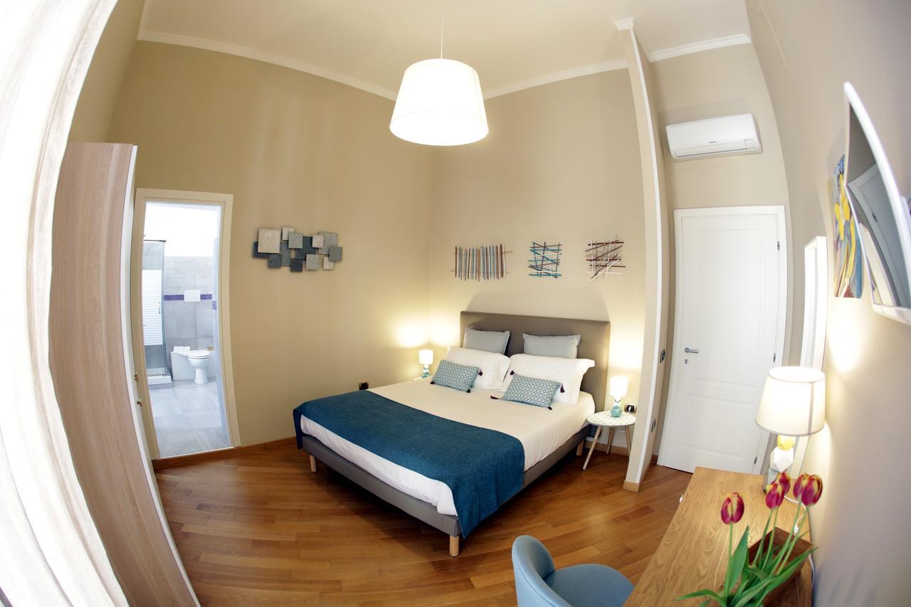 I Vicere B&B Deluxe Neapel Exteriör bild